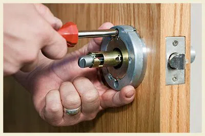 Glendale Heights IL Locksmith Store Glendale Heights, IL 630-465-5550 - 10-residential-lockouts